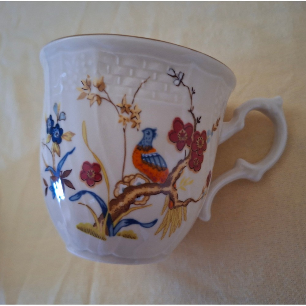 Mikasa Shangri-La D1001 Tea Cup Fine Ivory Japan Floral Bird Motif Excellent